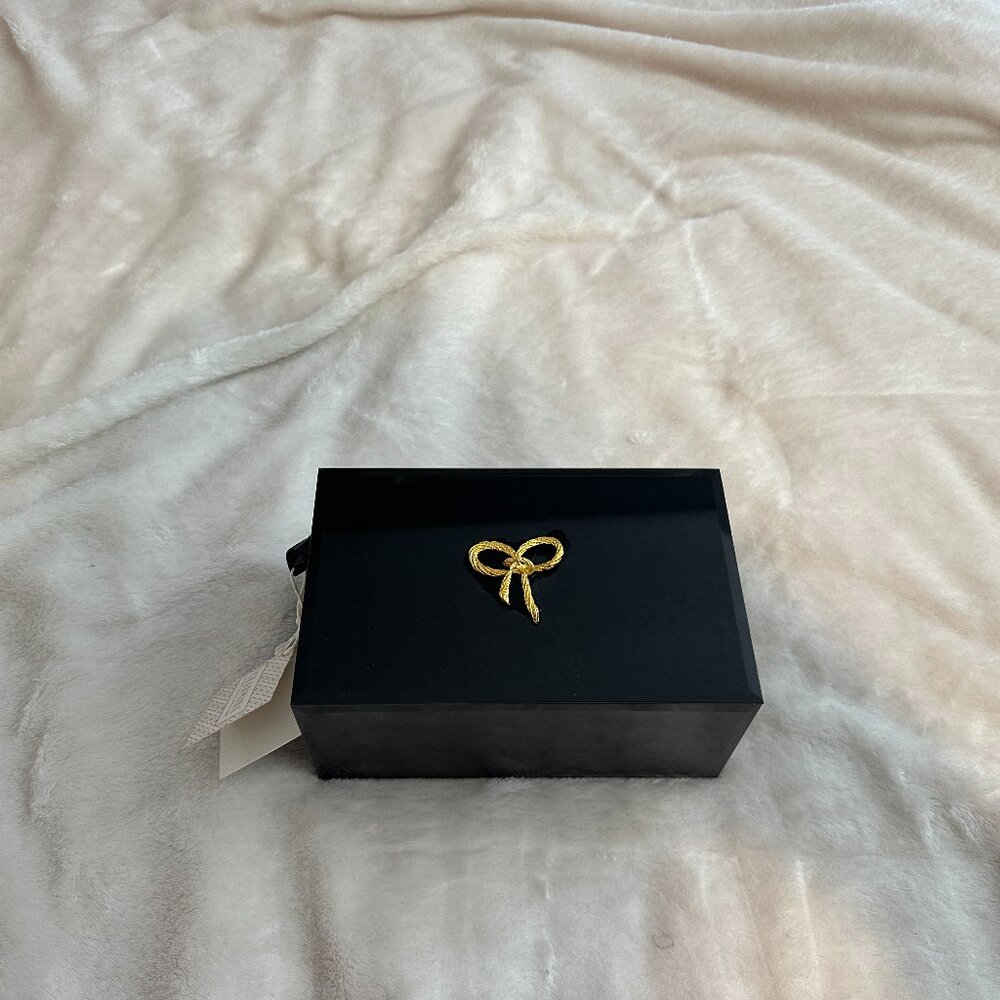 Charming Gift Collection Solid Jewelry Box Velvet Lined Black Keepsake Storage H